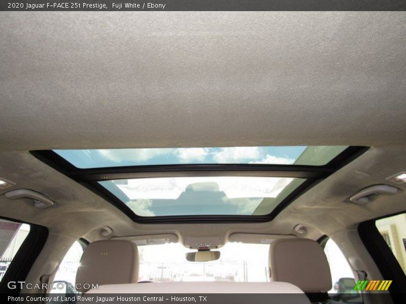 Fuji White / Ebony 2020 Jaguar F-PACE 25t Prestige
