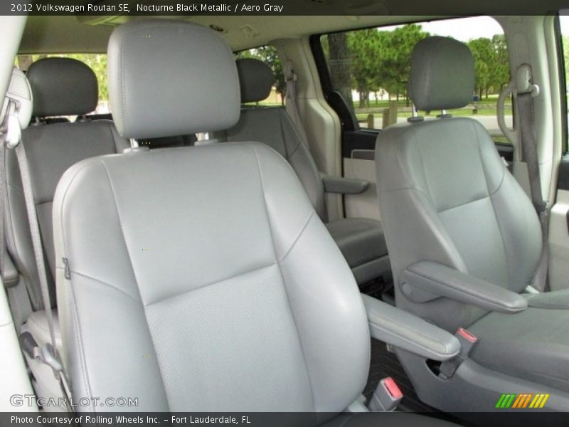 Nocturne Black Metallic / Aero Gray 2012 Volkswagen Routan SE