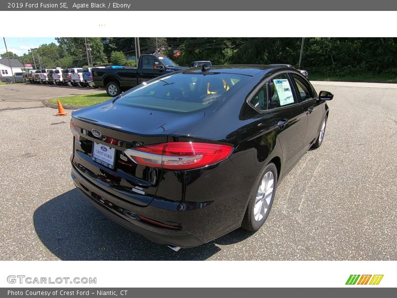 Agate Black / Ebony 2019 Ford Fusion SE