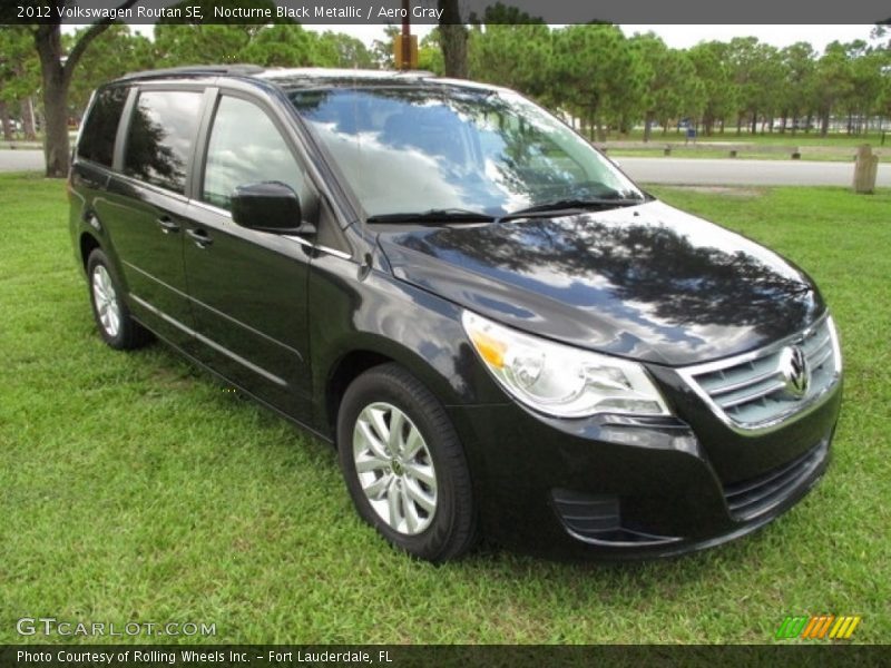 Nocturne Black Metallic / Aero Gray 2012 Volkswagen Routan SE