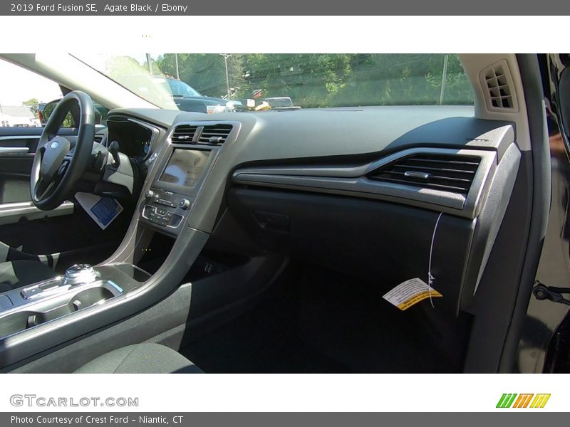 Agate Black / Ebony 2019 Ford Fusion SE