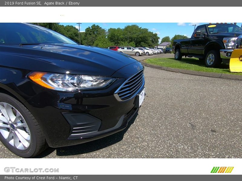 Agate Black / Ebony 2019 Ford Fusion SE