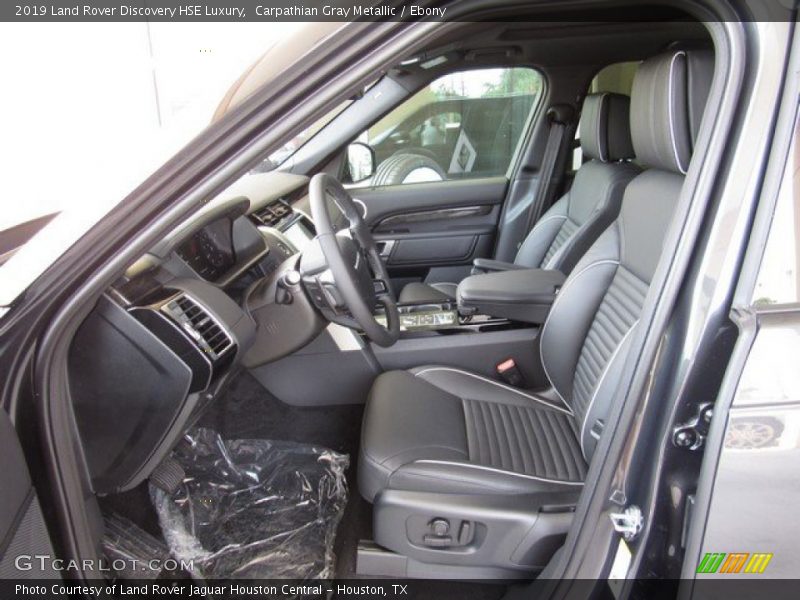 Front Seat of 2019 Discovery HSE Luxury