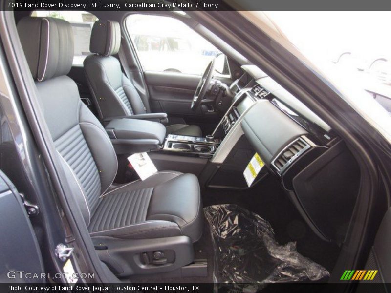 Front Seat of 2019 Discovery HSE Luxury