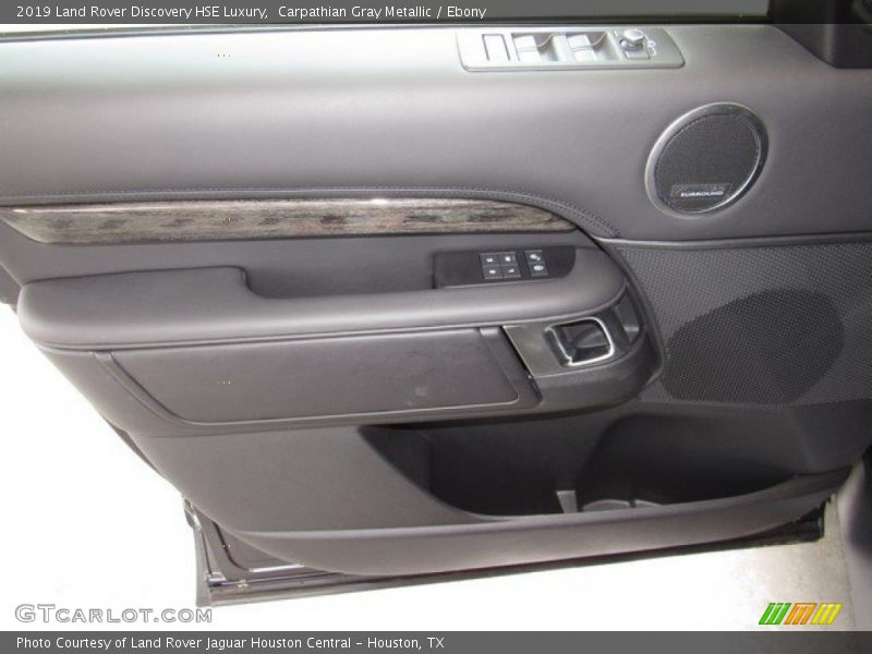Carpathian Gray Metallic / Ebony 2019 Land Rover Discovery HSE Luxury