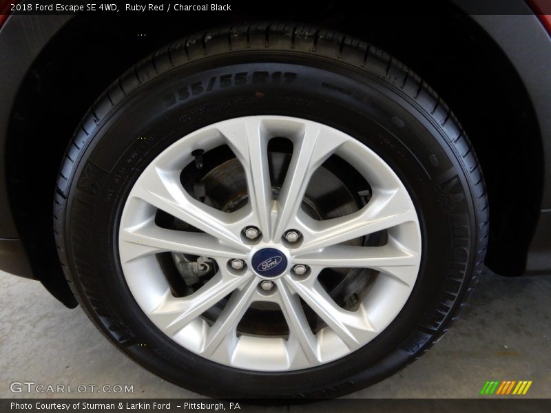 Ruby Red / Charcoal Black 2018 Ford Escape SE 4WD