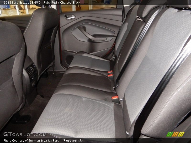 Ruby Red / Charcoal Black 2018 Ford Escape SE 4WD