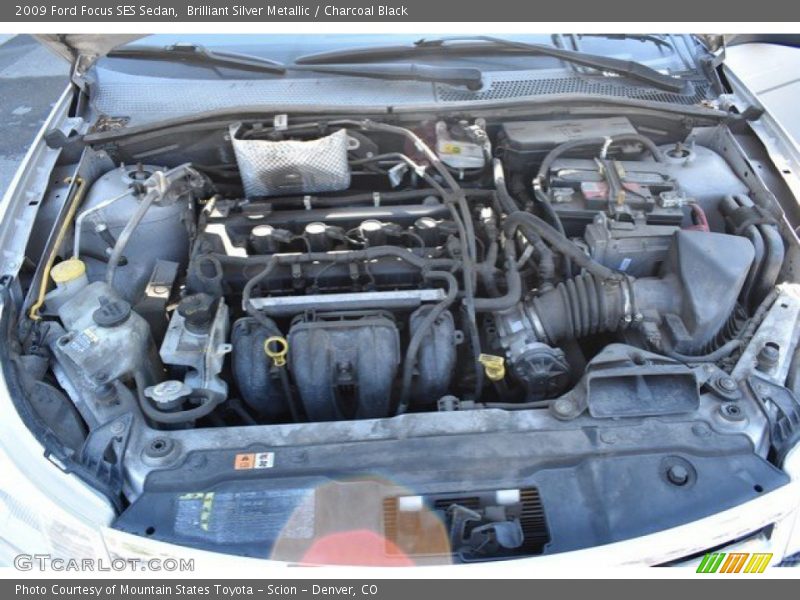 Brilliant Silver Metallic / Charcoal Black 2009 Ford Focus SES Sedan