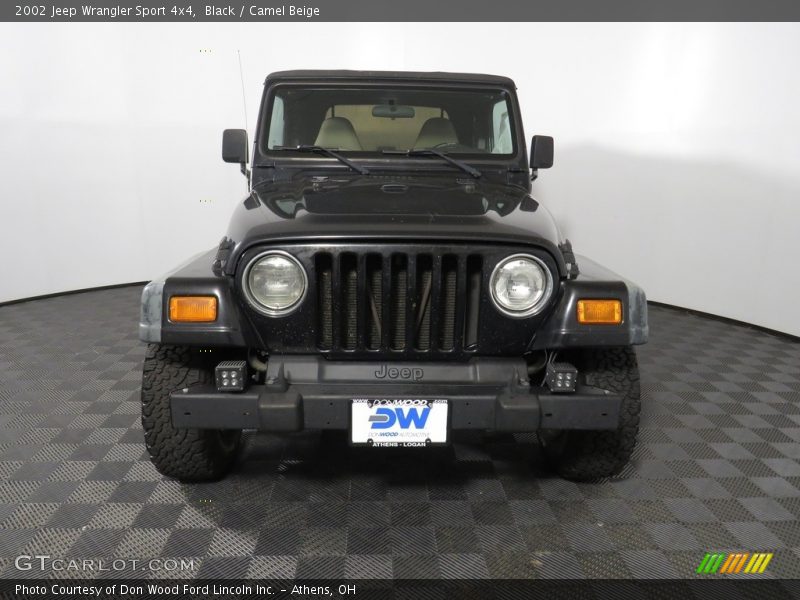 Black / Camel Beige 2002 Jeep Wrangler Sport 4x4