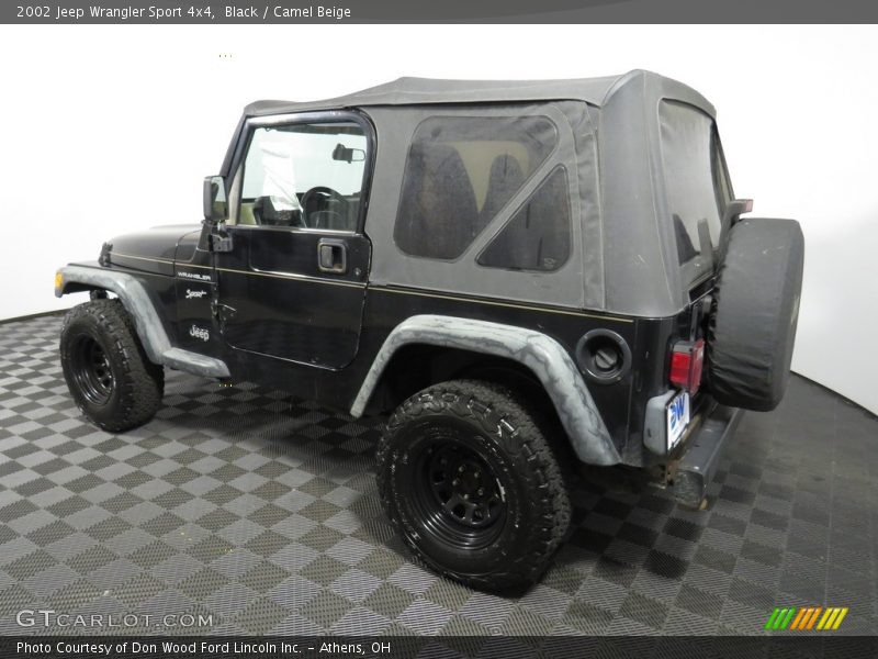 Black / Camel Beige 2002 Jeep Wrangler Sport 4x4