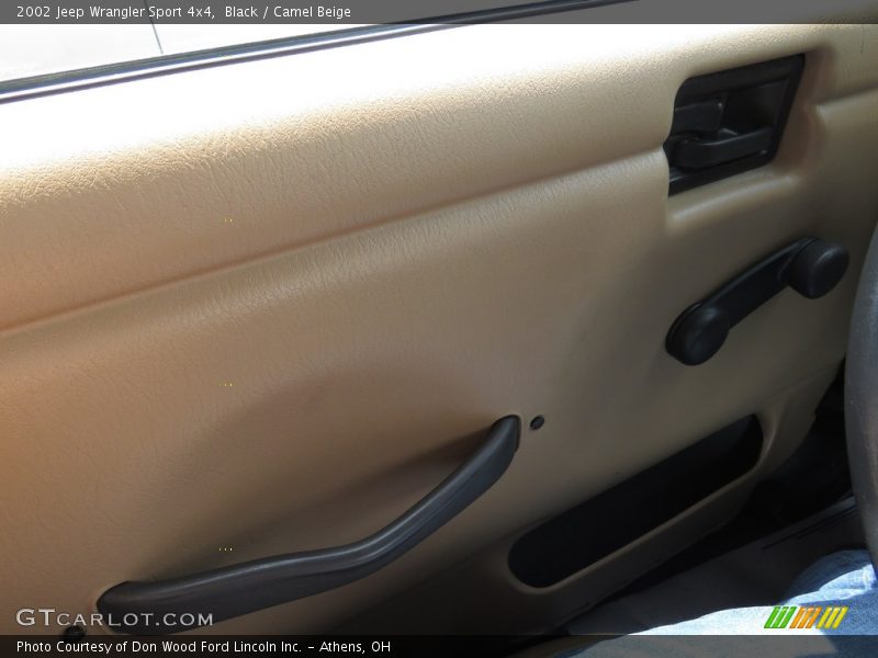 Black / Camel Beige 2002 Jeep Wrangler Sport 4x4