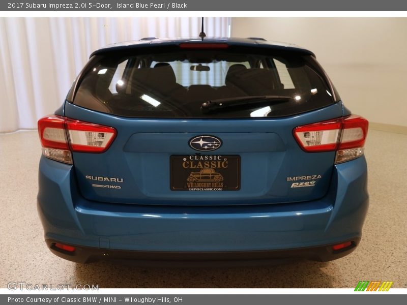 Island Blue Pearl / Black 2017 Subaru Impreza 2.0i 5-Door