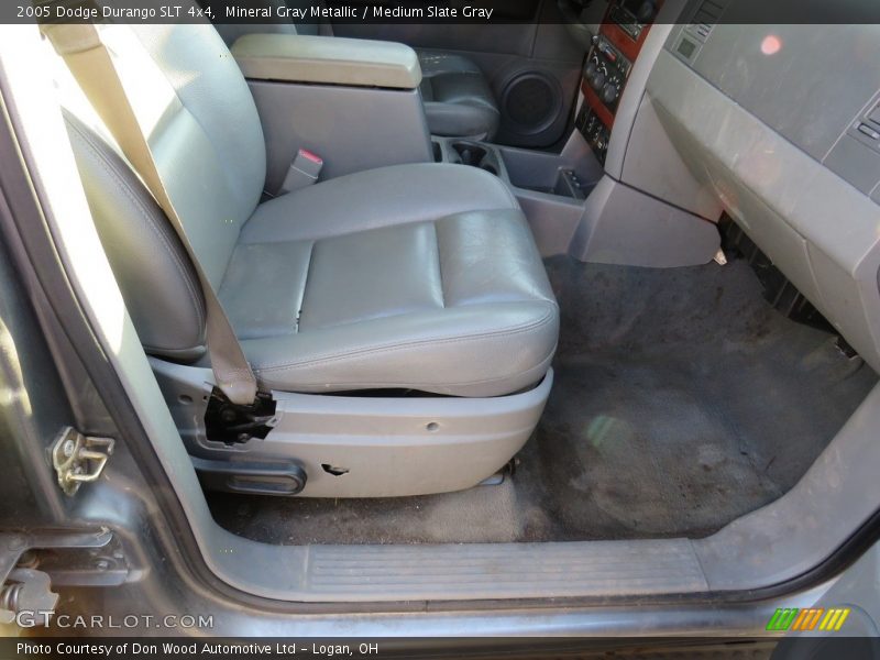 Mineral Gray Metallic / Medium Slate Gray 2005 Dodge Durango SLT 4x4