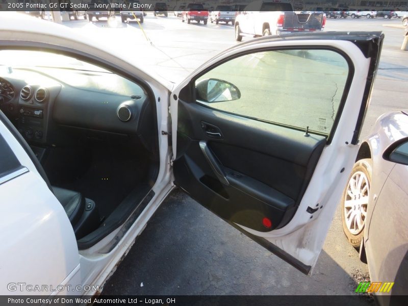 Ivory White / Ebony 2005 Pontiac G6 GT Sedan