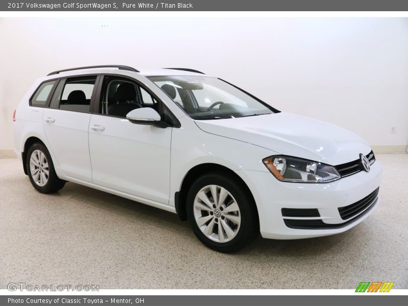  2017 Golf SportWagen S Pure White