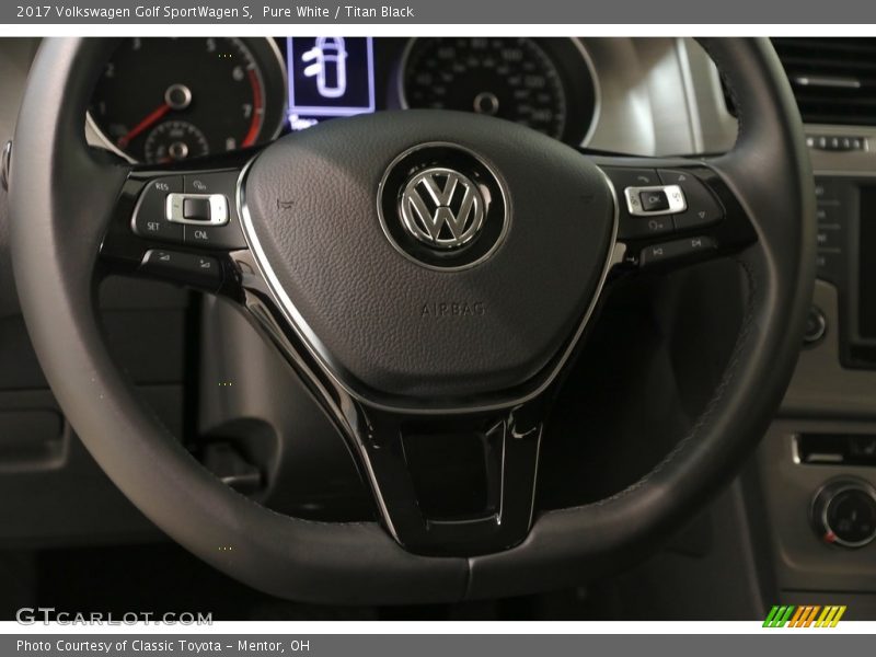 Pure White / Titan Black 2017 Volkswagen Golf SportWagen S