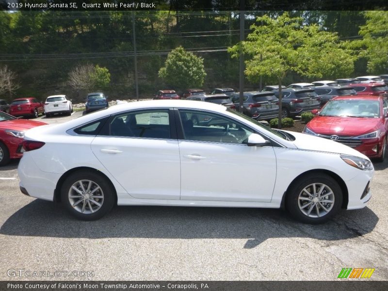 Quartz White Pearl / Black 2019 Hyundai Sonata SE