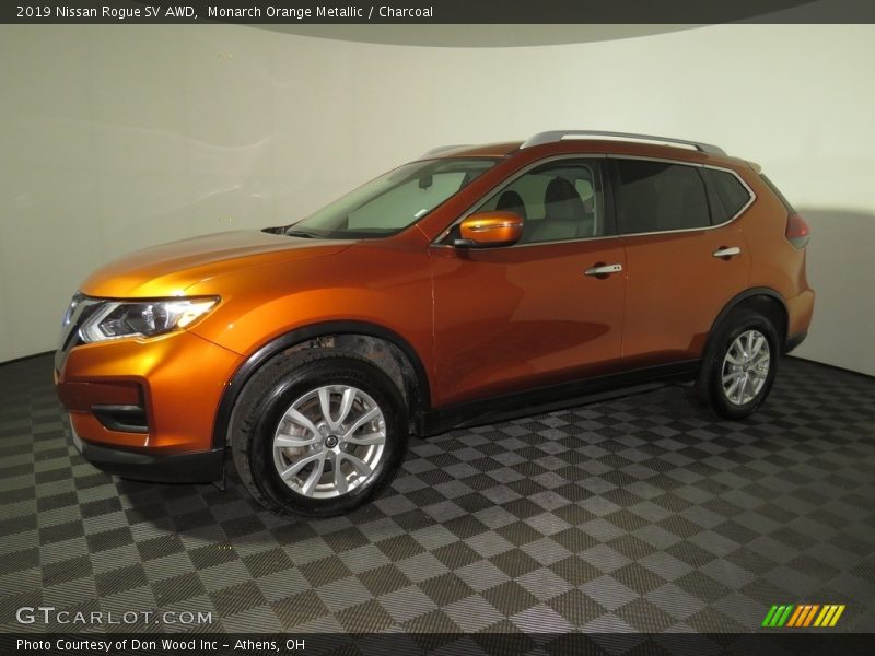 Monarch Orange Metallic / Charcoal 2019 Nissan Rogue SV AWD
