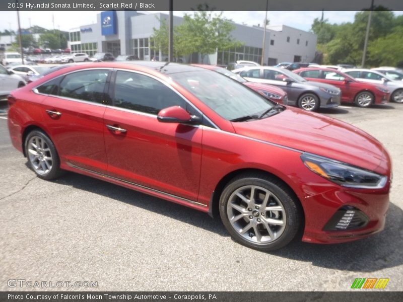 Front 3/4 View of 2019 Sonata Limited