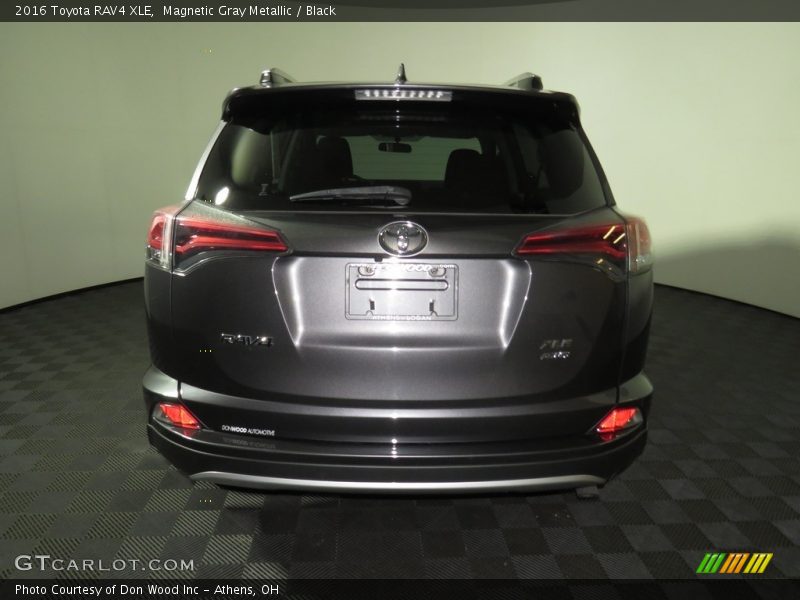 Magnetic Gray Metallic / Black 2016 Toyota RAV4 XLE