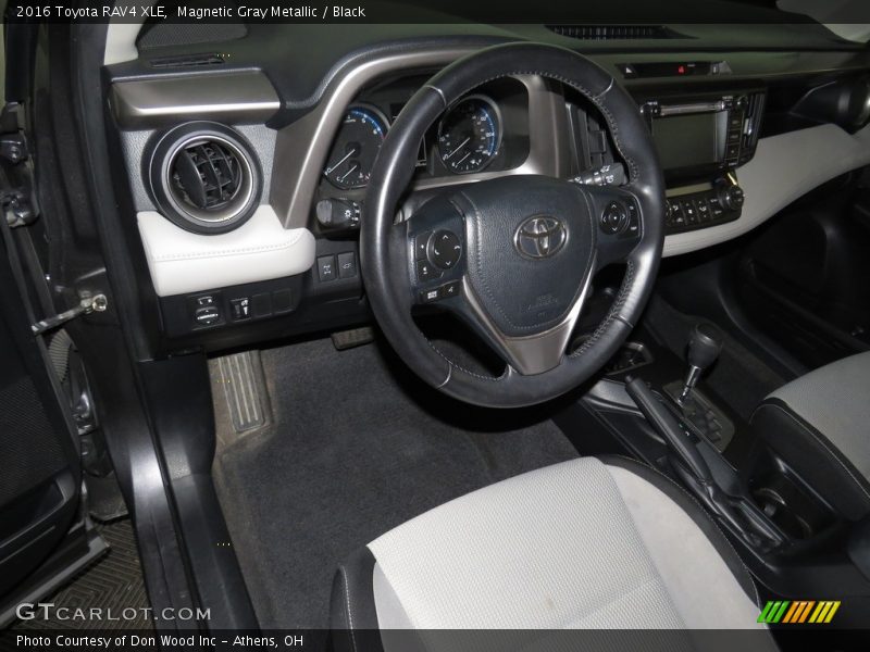 Magnetic Gray Metallic / Black 2016 Toyota RAV4 XLE