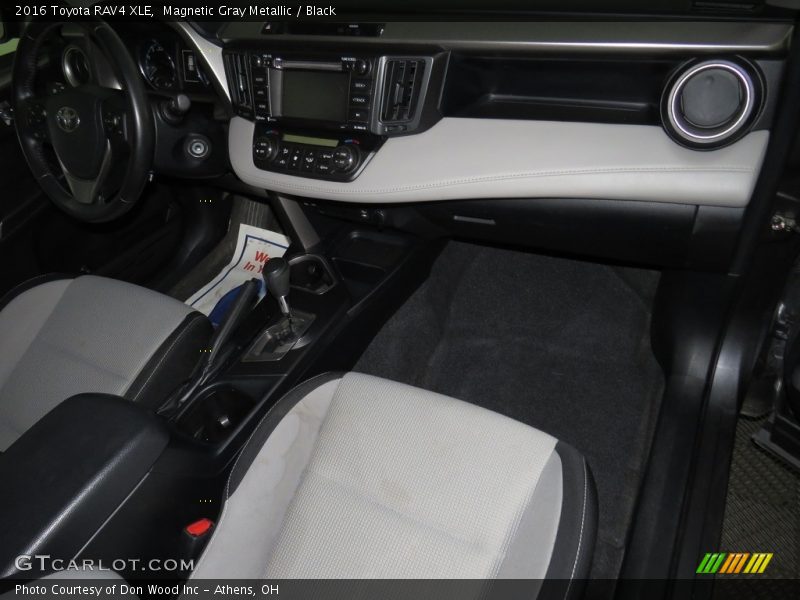 Magnetic Gray Metallic / Black 2016 Toyota RAV4 XLE