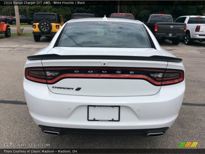 White Knuckle / Black 2019 Dodge Charger SXT AWD