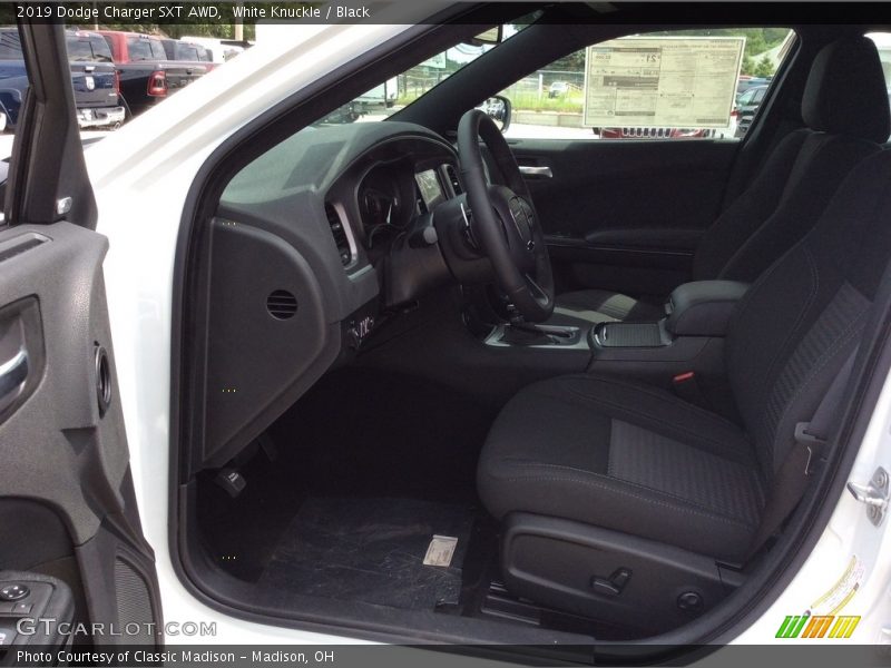White Knuckle / Black 2019 Dodge Charger SXT AWD