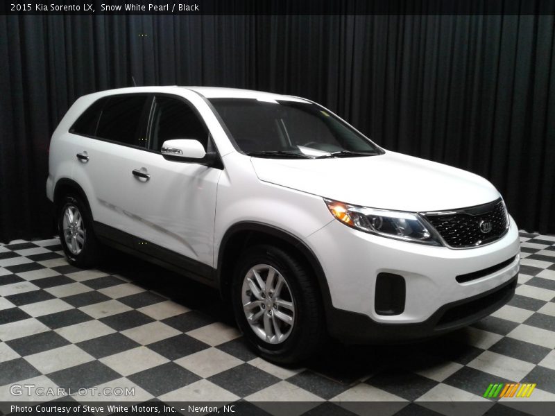 Snow White Pearl / Black 2015 Kia Sorento LX