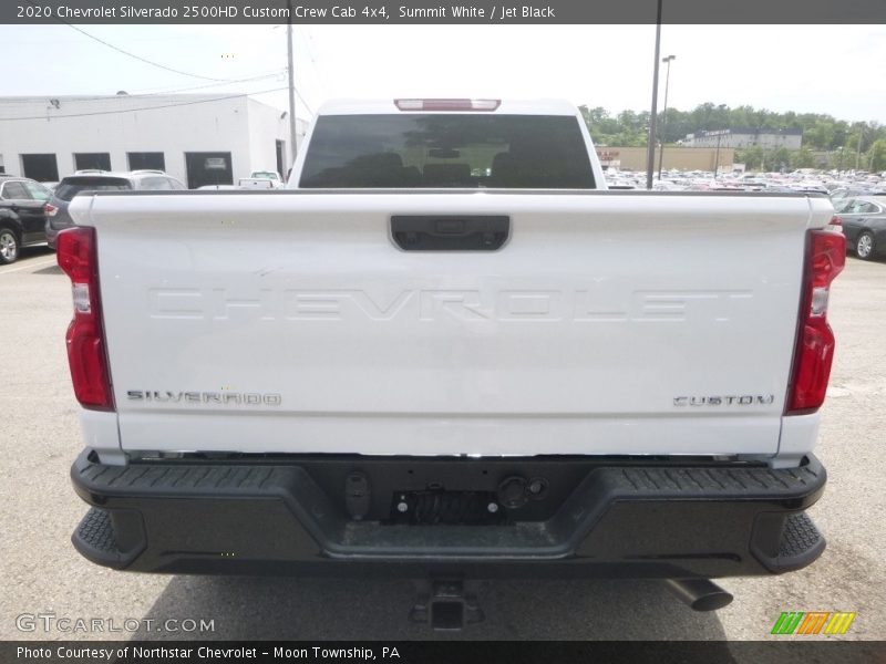 Summit White / Jet Black 2020 Chevrolet Silverado 2500HD Custom Crew Cab 4x4