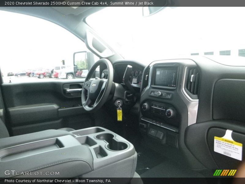 Summit White / Jet Black 2020 Chevrolet Silverado 2500HD Custom Crew Cab 4x4