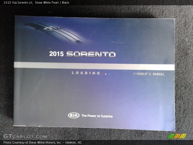 Snow White Pearl / Black 2015 Kia Sorento LX