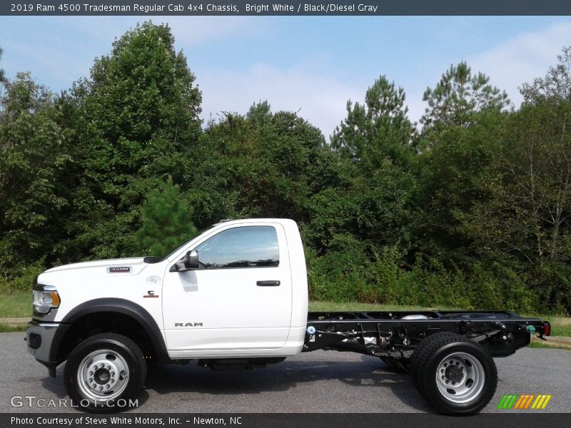 Bright White / Black/Diesel Gray 2019 Ram 4500 Tradesman Regular Cab 4x4 Chassis