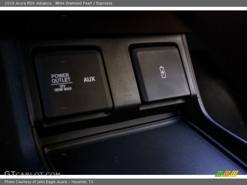 White Diamond Pearl / Espresso 2019 Acura RDX Advance