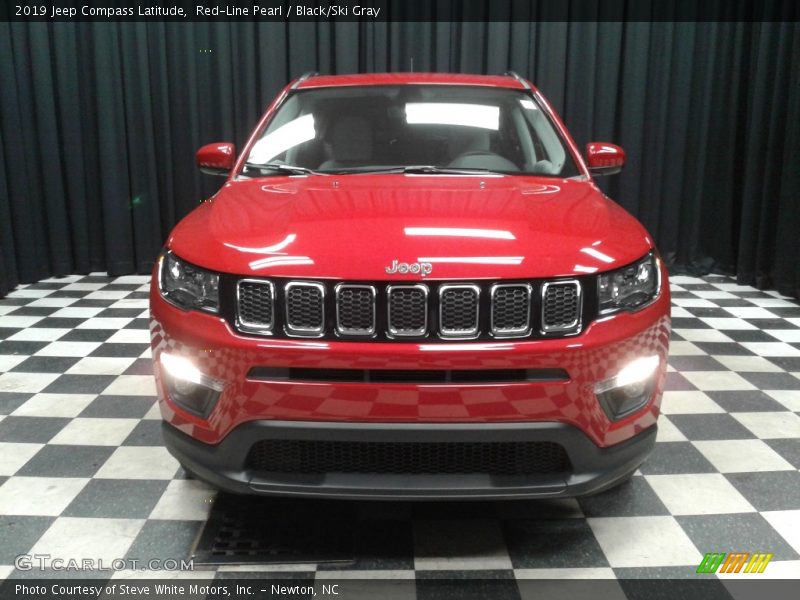 Red-Line Pearl / Black/Ski Gray 2019 Jeep Compass Latitude