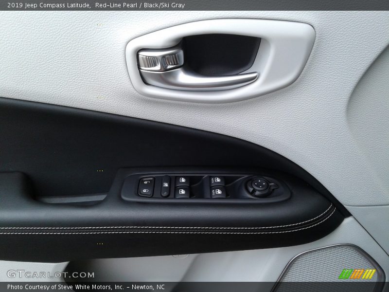 Red-Line Pearl / Black/Ski Gray 2019 Jeep Compass Latitude