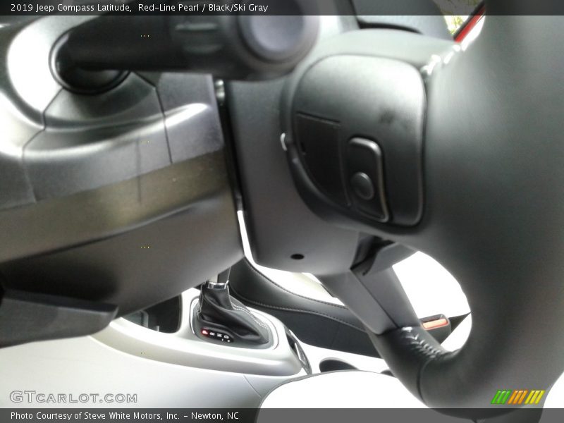 Red-Line Pearl / Black/Ski Gray 2019 Jeep Compass Latitude