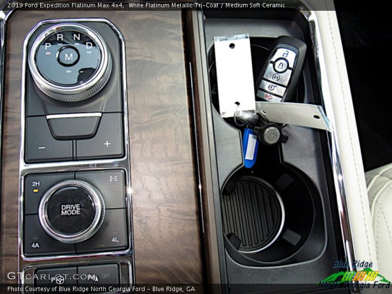 White Platinum Metallic Tri-Coat / Medium Soft Ceramic 2019 Ford Expedition Platinum Max 4x4