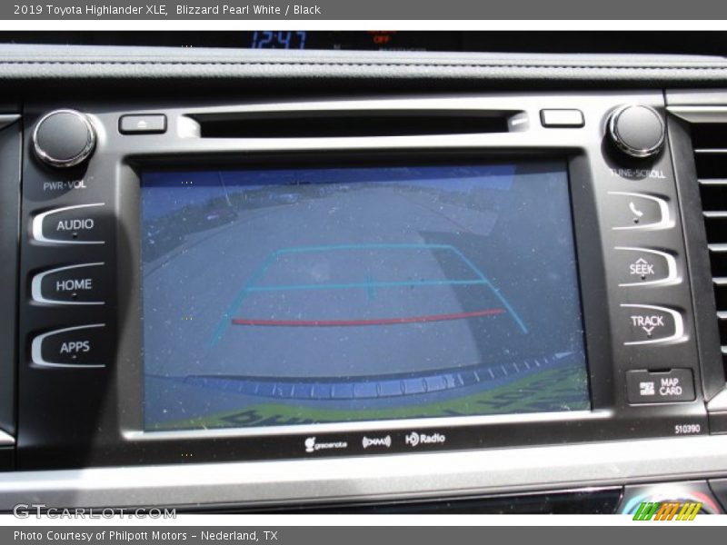 Blizzard Pearl White / Black 2019 Toyota Highlander XLE
