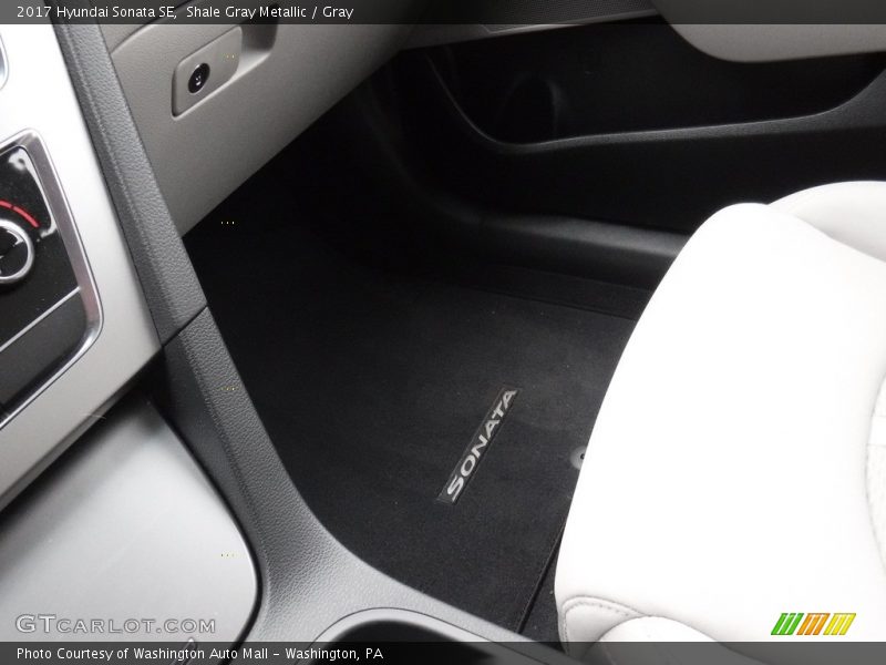 Shale Gray Metallic / Gray 2017 Hyundai Sonata SE