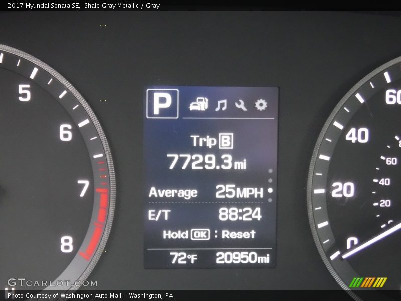 Shale Gray Metallic / Gray 2017 Hyundai Sonata SE