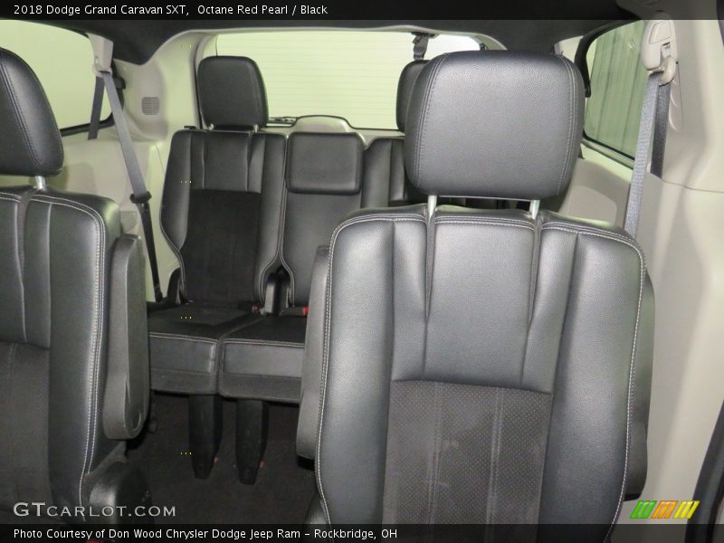 Octane Red Pearl / Black 2018 Dodge Grand Caravan SXT