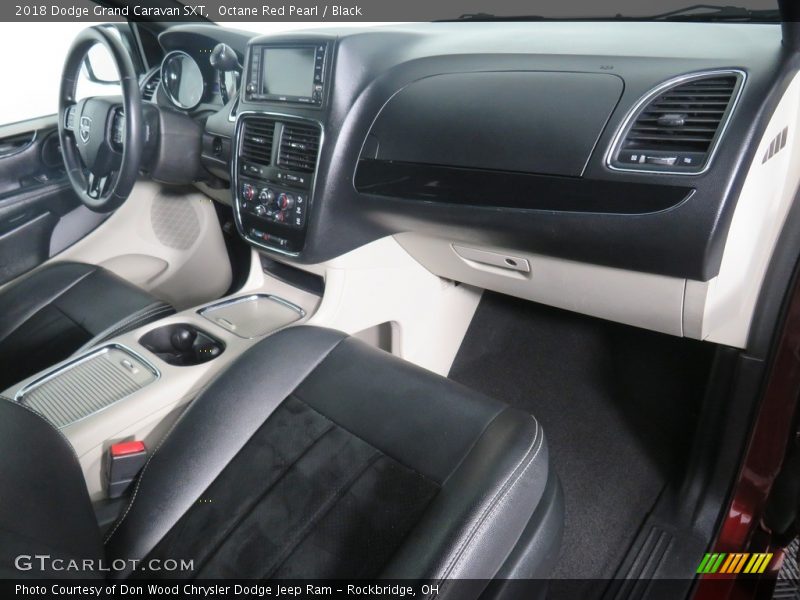 Octane Red Pearl / Black 2018 Dodge Grand Caravan SXT