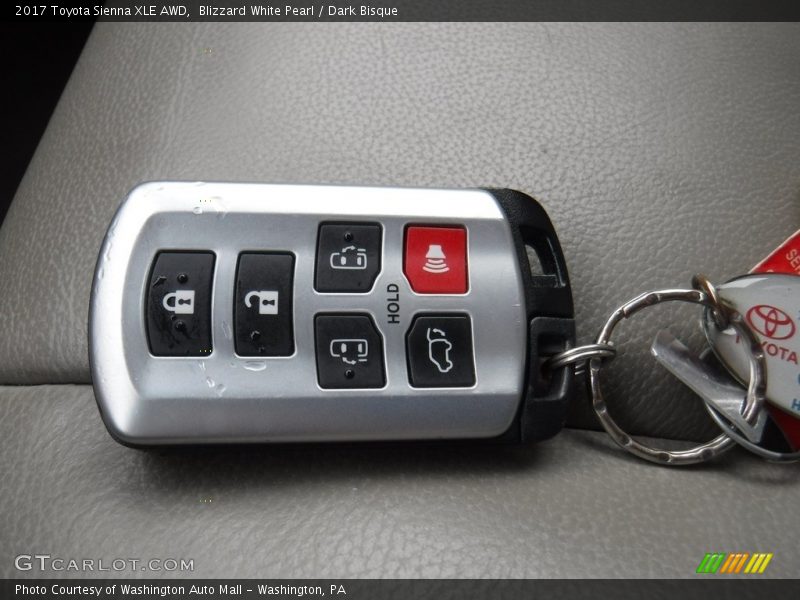 Blizzard White Pearl / Dark Bisque 2017 Toyota Sienna XLE AWD
