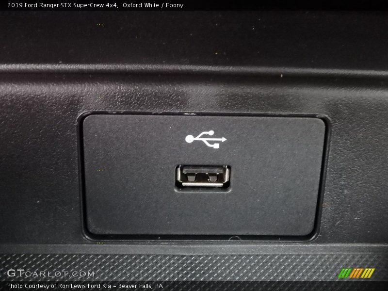 Oxford White / Ebony 2019 Ford Ranger STX SuperCrew 4x4