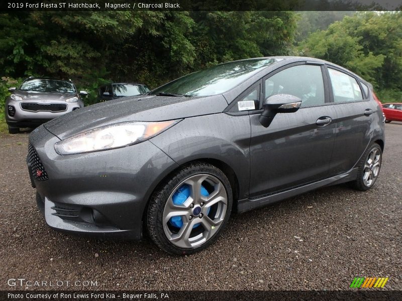 Front 3/4 View of 2019 Fiesta ST Hatchback