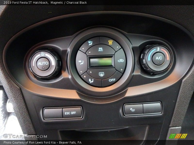 Controls of 2019 Fiesta ST Hatchback