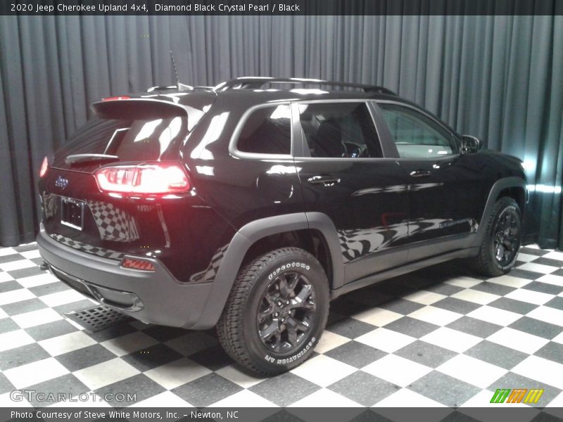 Diamond Black Crystal Pearl / Black 2020 Jeep Cherokee Upland 4x4