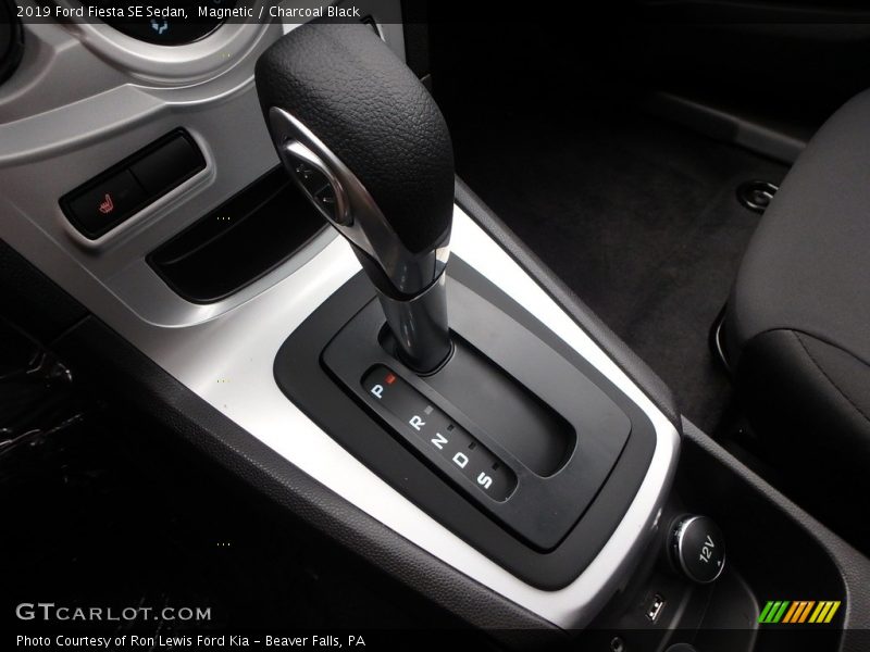 Magnetic / Charcoal Black 2019 Ford Fiesta SE Sedan