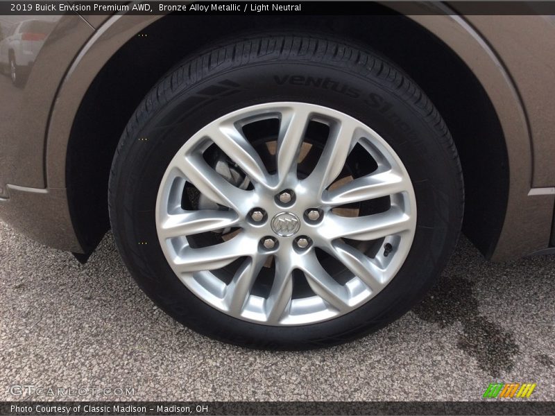  2019 Envision Premium AWD Wheel